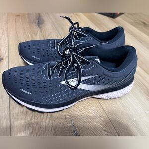 Brooks Shoes Womens 10 Ghost 13 Running Grey Black 1203381B062 Flaws